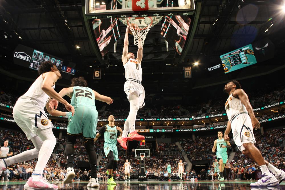 经纪人采取 经纪人采取