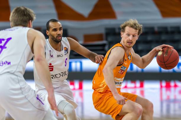 事的举办能 事的举办能